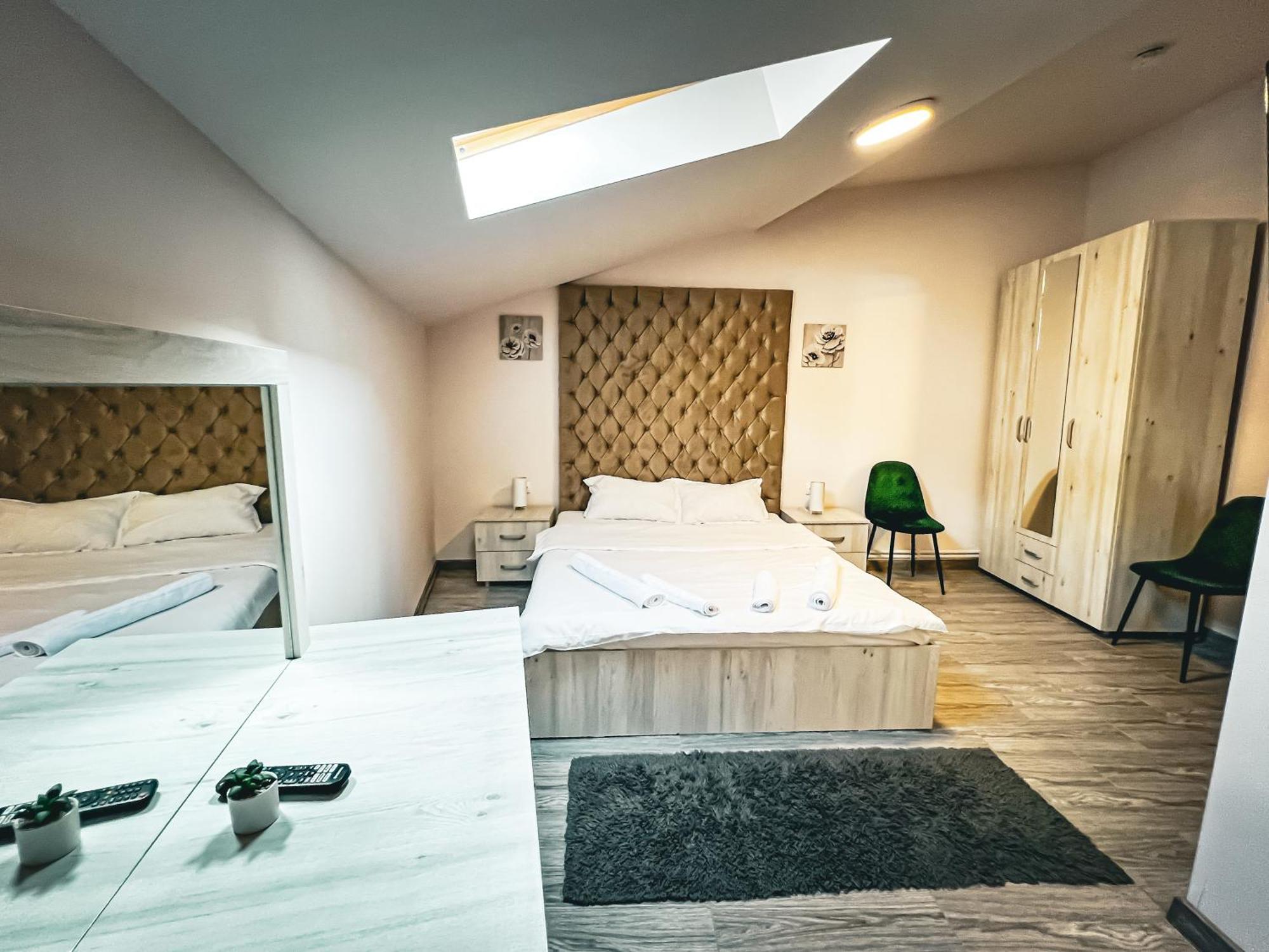 Splendor Boutique Hotel Piteşti Extérieur photo